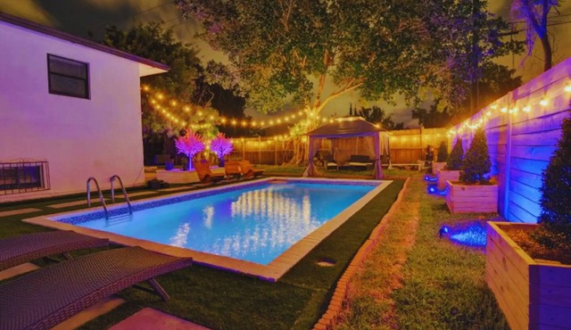 The Grand Escape with Cinema, Pool & Chill Area