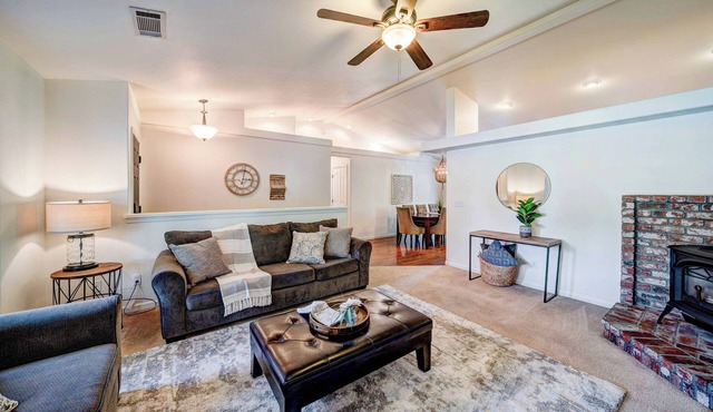 The Grand Gathering - Two Homes - Sleeps 14 - Trails + Prime Redding Location