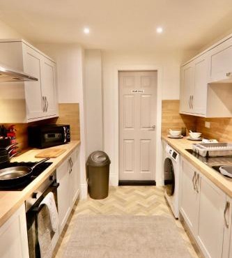 The Grand Guest House - Bond street