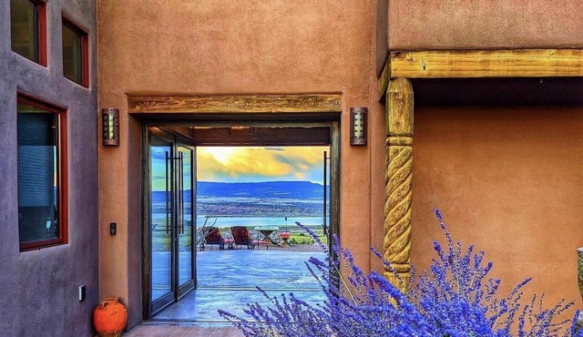 The Grand Hacienda Inn