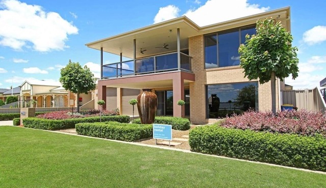 The Grand Holiday House