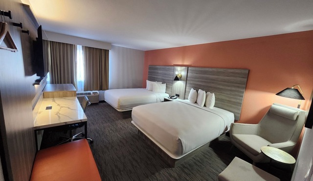 The Grand Inn