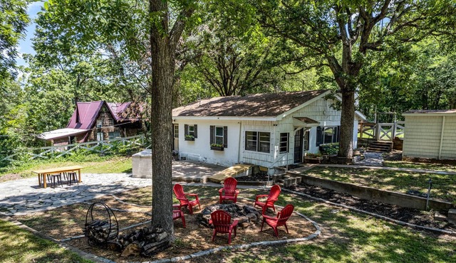 The Grand Lake Hideaway