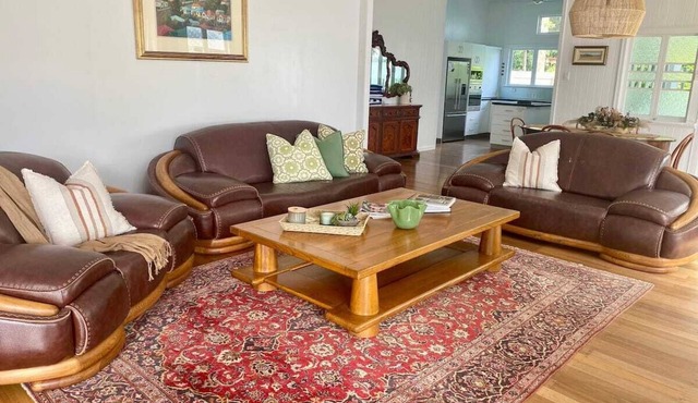 The Grand Queenslander On Turner