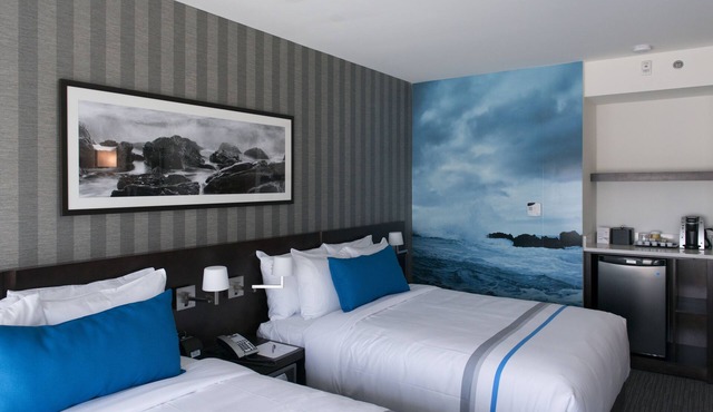 The Grand Winnipeg Airport Hotel by Lakeview