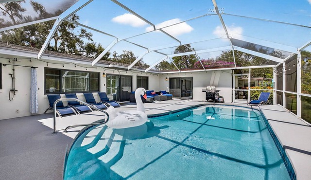 The Grandview | A Luxe Family Retreat w/Pool