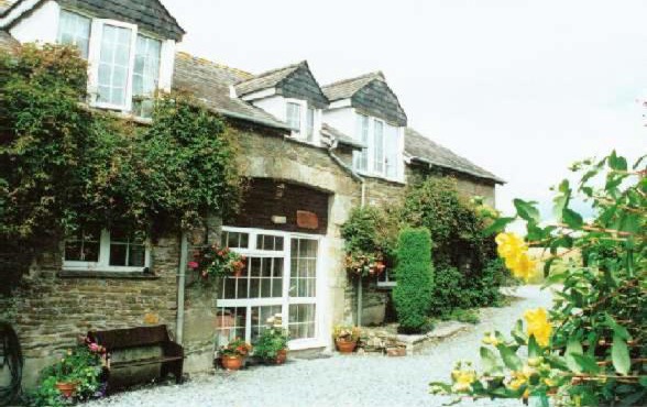 The Grange Accommodation, Waye Farm, Ermington, Devon