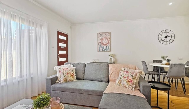 The Grange Coastal Charm near Henley Beach