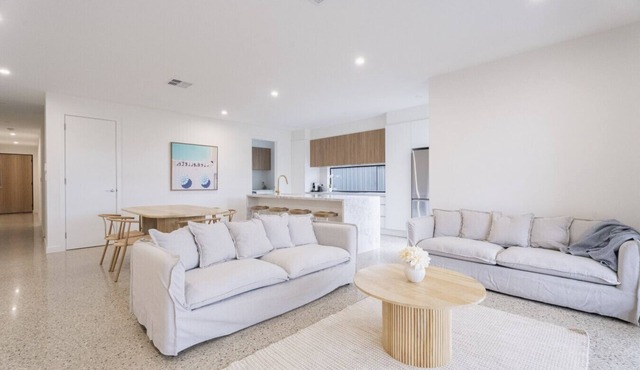 The Grange Hideaway - Luxury New Home in Grange