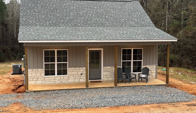The Gray Cottage on Brownlee!