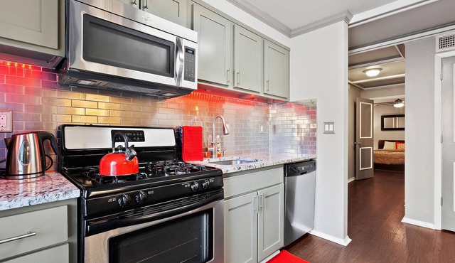 The Gray Palace Of Marietta ~ Great Location!