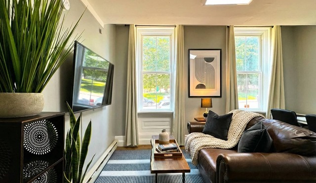 The Grayson at Park Place - Historic Charm Meets Modern Comfort