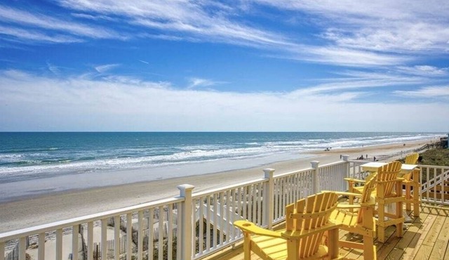 "The Great Escape" a 4 bed/2bath home in Village of Stump Sound