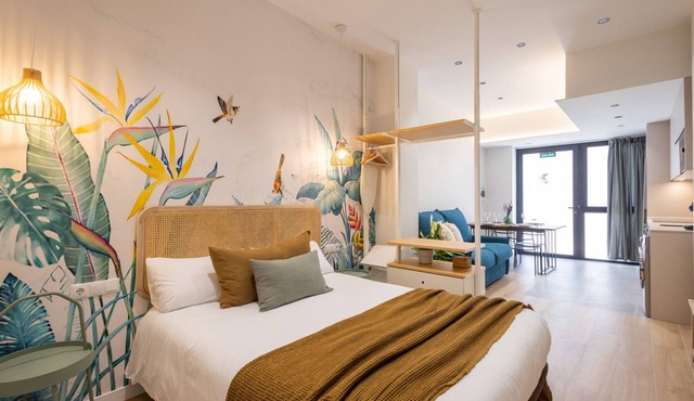The Green Apartment I by Florit Flats