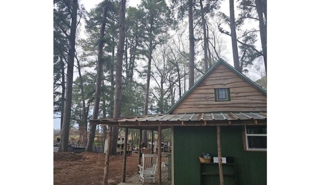 The Green Cabin