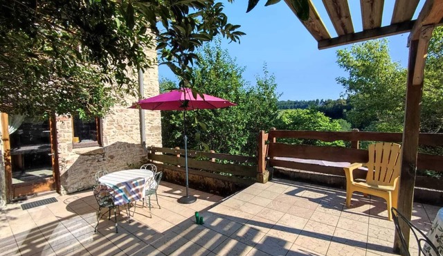 The Green gîte and its double terrace