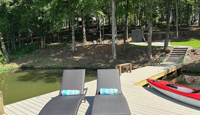 The Green Heron Cottage is close to Auburn, AL, Columbus, GA & Pine Mountain, GA