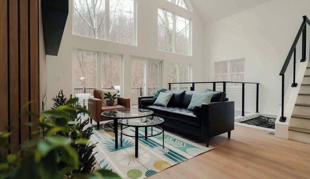 The Greenhouse with Indoor Slide close to Hocking Hills