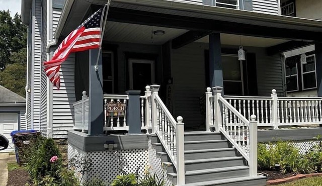 The Greenville Getaway! Let our home become your home.