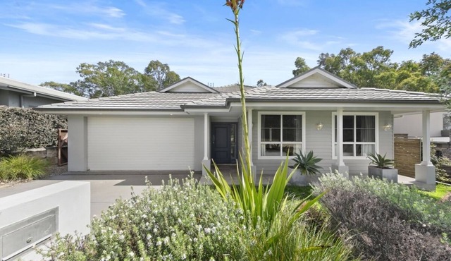 The Grey House - Heart of the Hunter