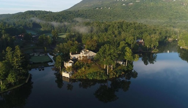 The Greystone Inn