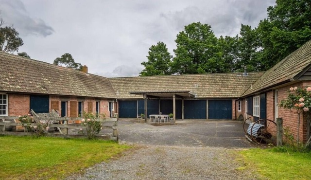 The Groom's Quarters, Longwood