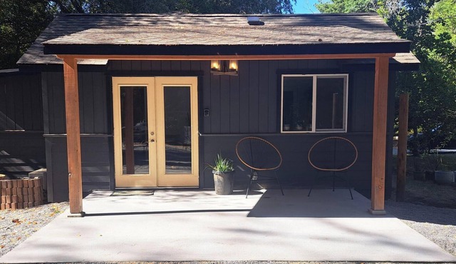 The Groundskeeper's Cabin: A peaceful retreat with all the amenities of home.