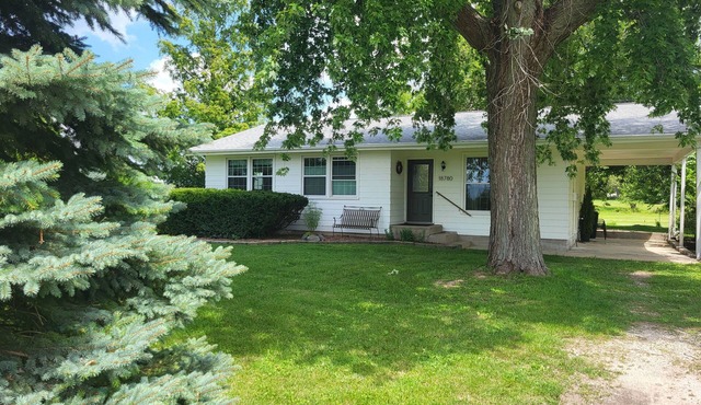 The Groveland Cottage