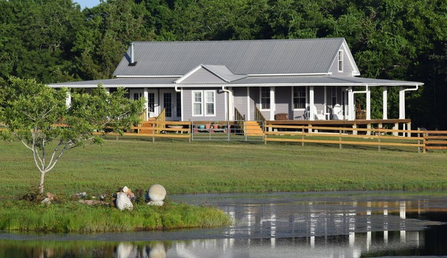 The Guest House at Twin Oaks Ranch