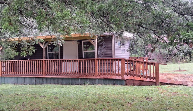 The Guest House, just a place in the country. n1 bd, 1 bath, +daybed, big deck.