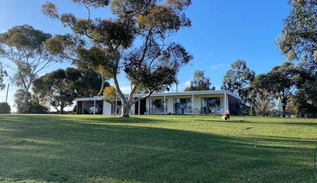 The Gums, Inverleigh. Country escape nestled on 8 acres.