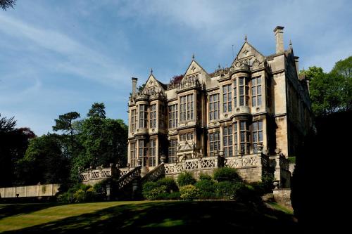 The Hall Estate - Historic Grade I-listed Jacobean Mansion