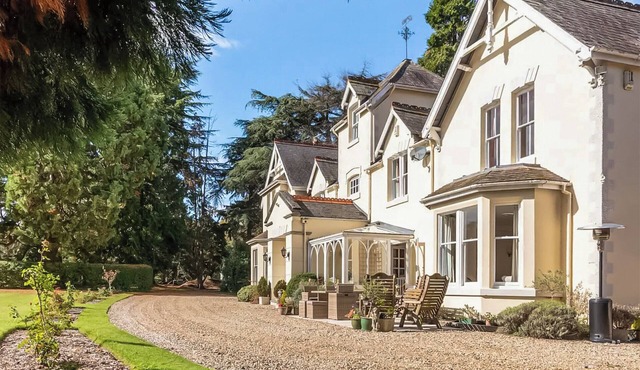 The Hall promises an experience that is unforgettable.