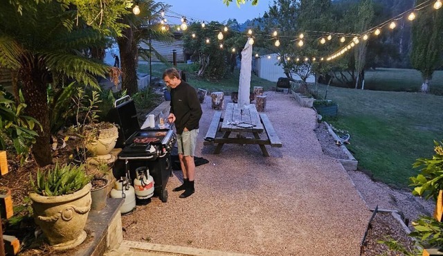 'The Hammock', a 41 Acre Farm With River Views