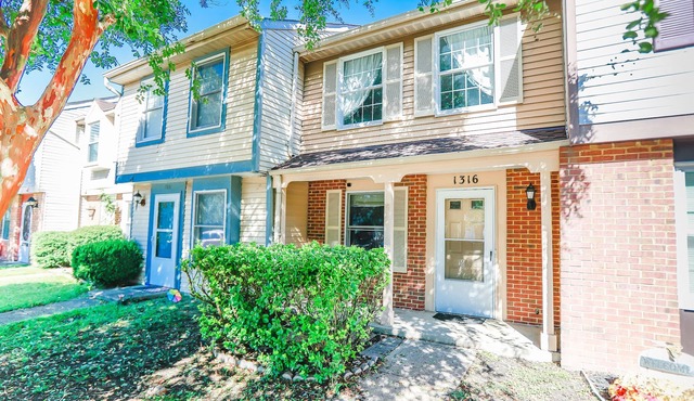 The Hampton Homestead | Coliseum Central