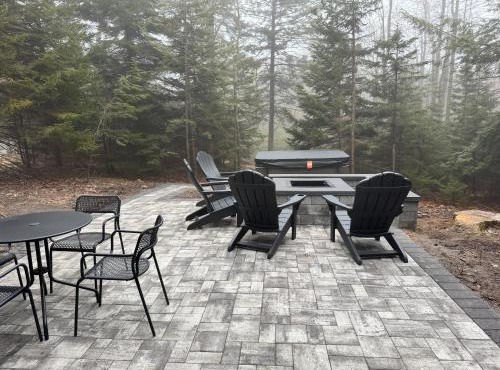 The Hangout Haven - Theater, Hot tub, Pickleball, Ping pong, Firepit