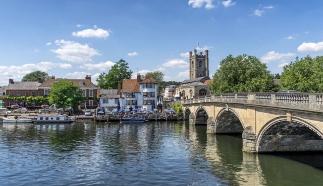 The Happy Cottage - Gorgeous newly renovated home, walk toHenley Town Centre