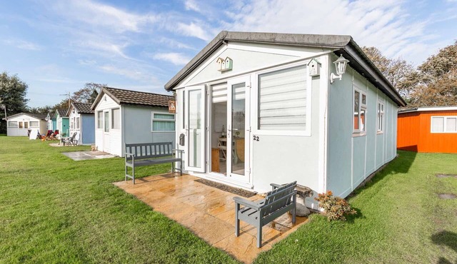 The Happy Hedgehog (2 bedrooms sleeps up to 3) is just 600 yards from the beach!