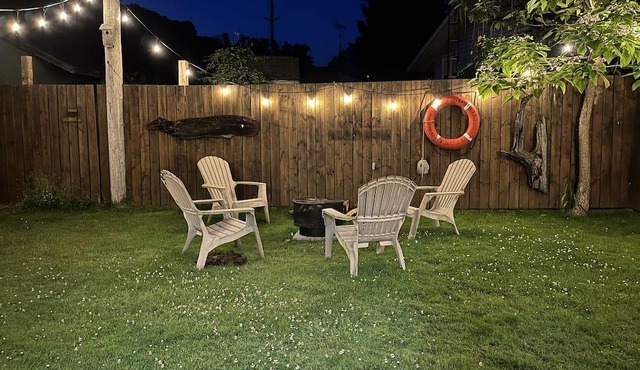 The Harold: 50m From the Beach in Turkey Point, ON