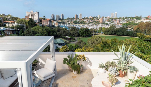 The Harry Seidler Penthouse - steps to Sydney CBD