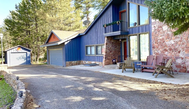 The Harvest Moon Mountain Retreat