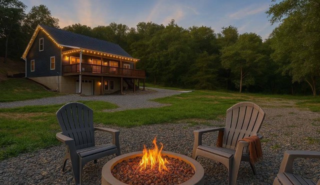 The Haven at Turkey Run Hot Tub, Fire Pit, Games