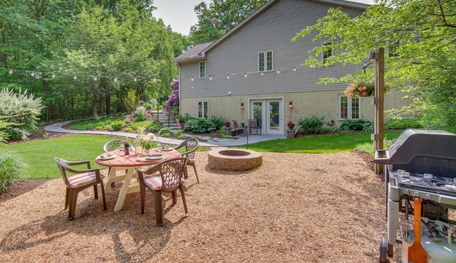 The Haven at Welsh Mountain Suites - Apt w/Patio!