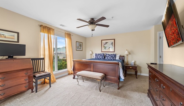 The Haven - Lake Norman Vacation Rental - Lake views w/upscale accommodations