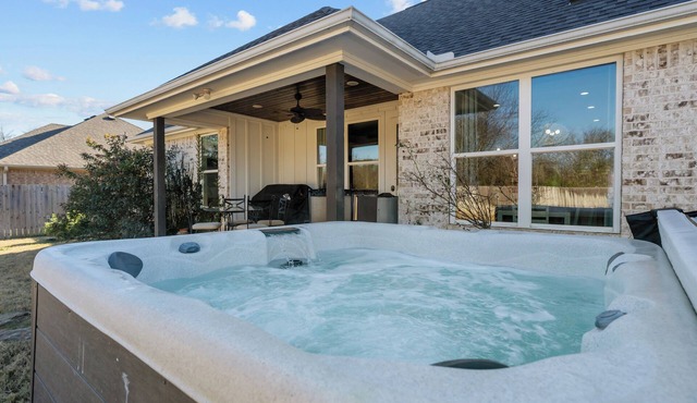 The Haven on Loveless Street w/Full Game Room & Hot Tub