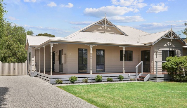 The Haven - sleeps 13