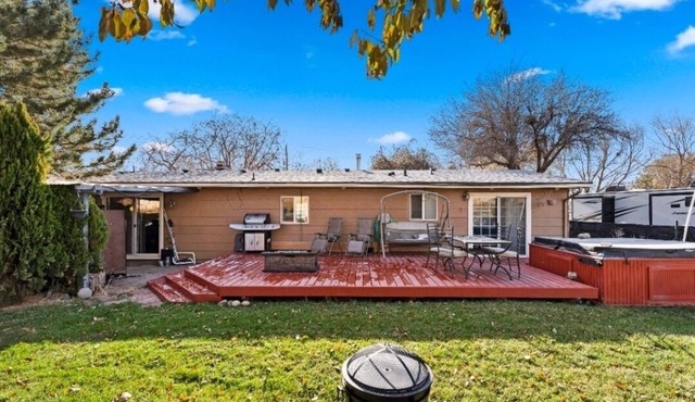 The Haven - Spacious Custom Home In Boise by RedAwning