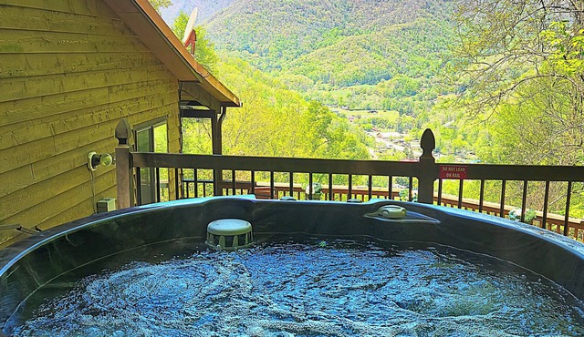 The" Hawks Nest" offers the Best Views In The Valley