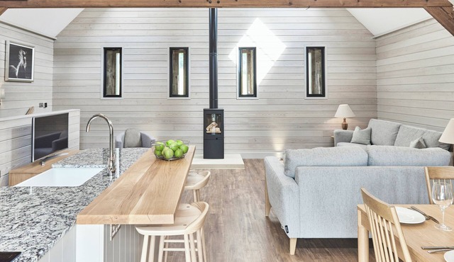 THE HAYLOFT, family friendly, with open fire in Humshaugh