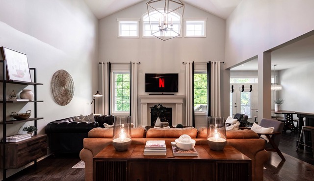 The Hazel House: Gorgeous Executive Bungaloft